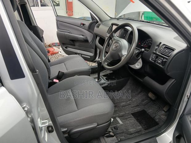 Toyota Succeed 2013 Silver
