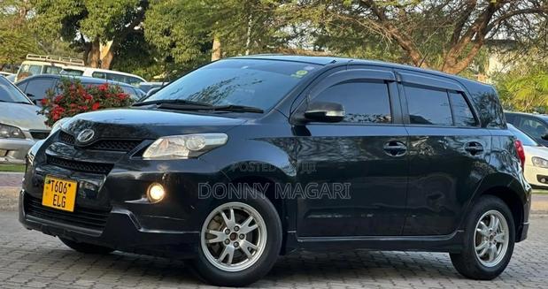 Toyota IST 2009 Black