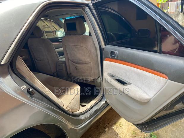 Toyota Mark II 2001 Gray