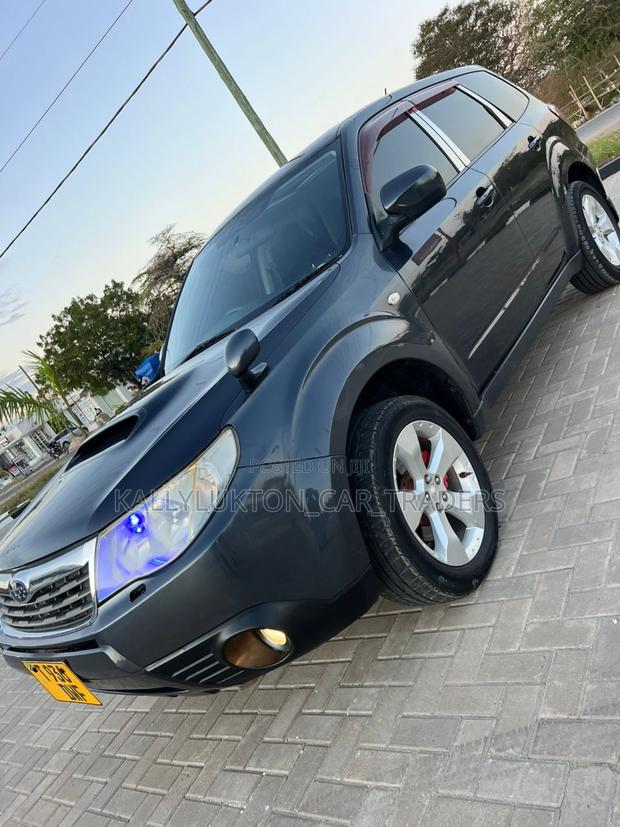 Subaru Forester 2011 Black