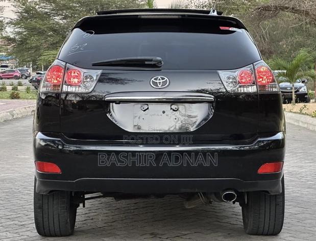 Toyota Harrier 2.4 2004 Black