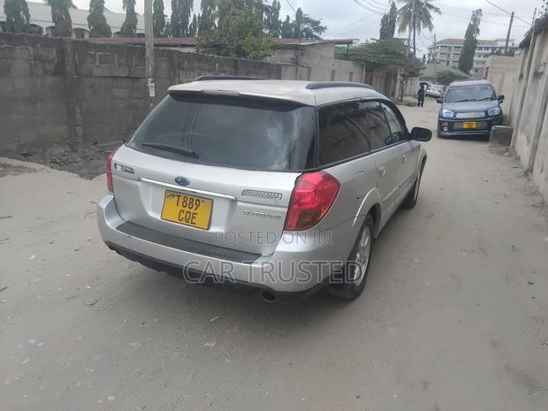 Subaru Legacy 2.0 2007 Silver