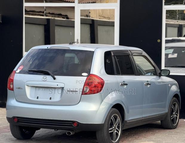 Mazda Verisa 2008 Blue