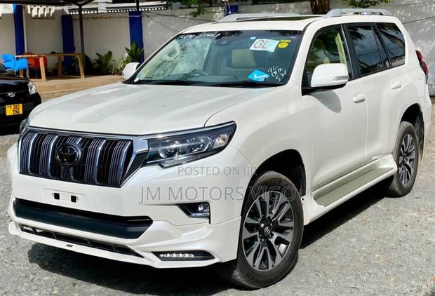 Toyota Land Cruiser Prado 2022 Pearl