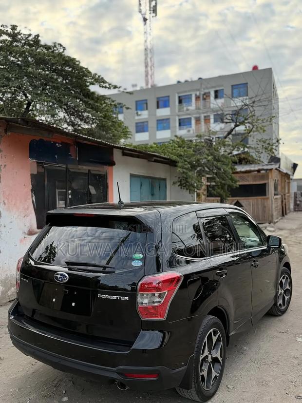 Subaru Forester 2013 Black