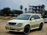 Toyota Harrier 2003 White for sale