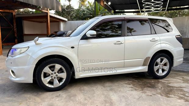 Subaru Forester 2009 White