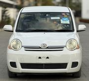 Toyota Sienta 1.5 FWD 2008 White for sale