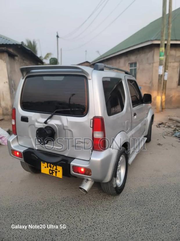 Suzuki Jimny 2001 Silver