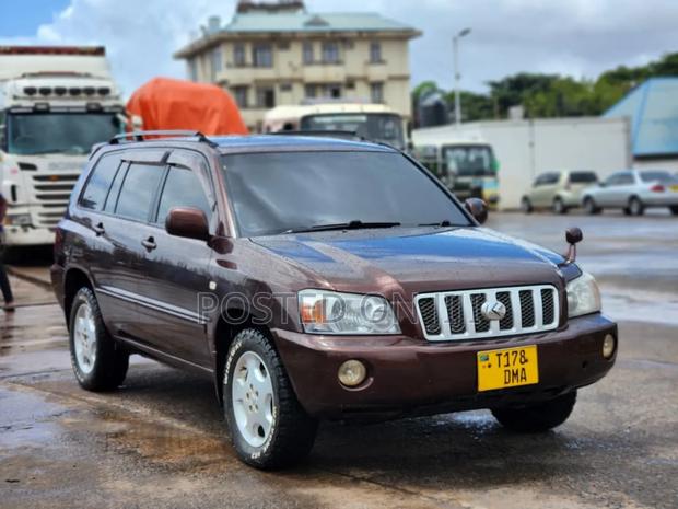 Toyota Kluger 2006 Maroon