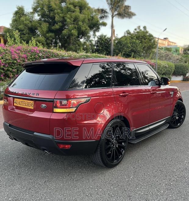Land Rover Range Rover Sport HSE 4dr SUV 4WD (3.0L 6cyl S/C 8A) 2015