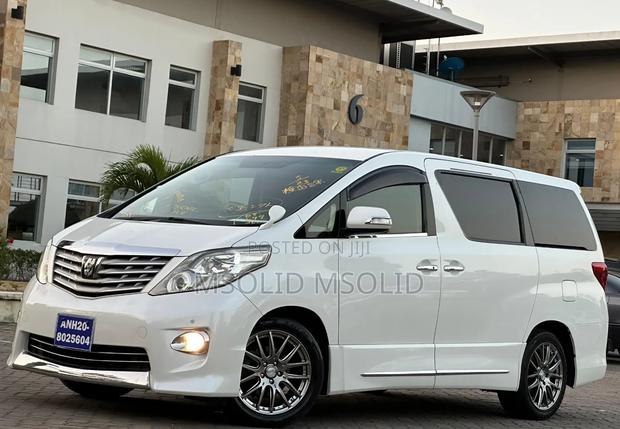 Toyota Alphard 2008 White