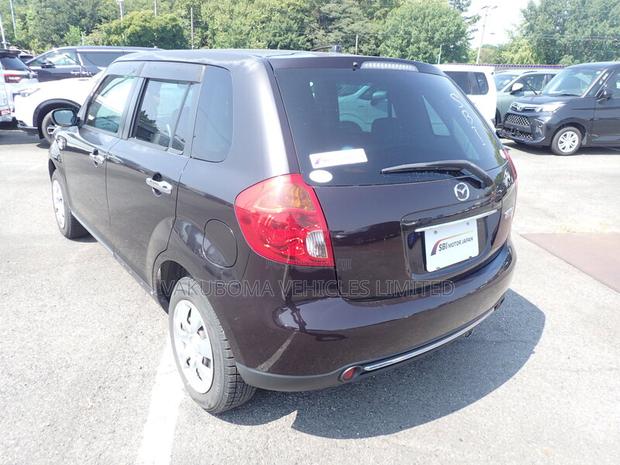 Mazda Verisa 2010 Black