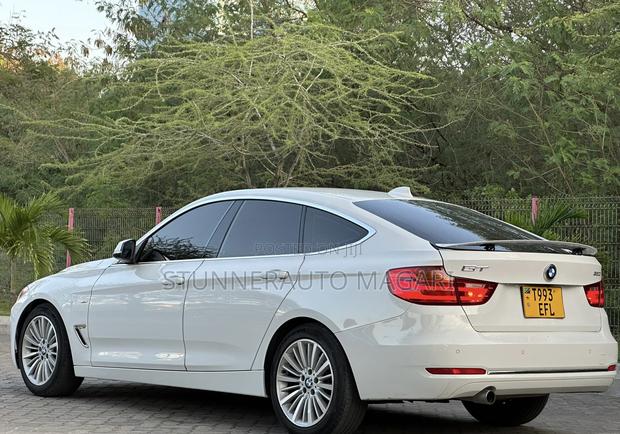 BMW 3 Series 2013 White