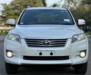 Toyota Vanguard 2010 White for sale