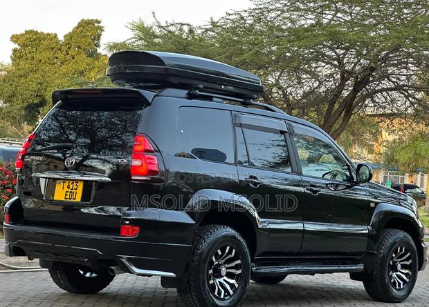 Toyota Land Cruiser 2008 Black