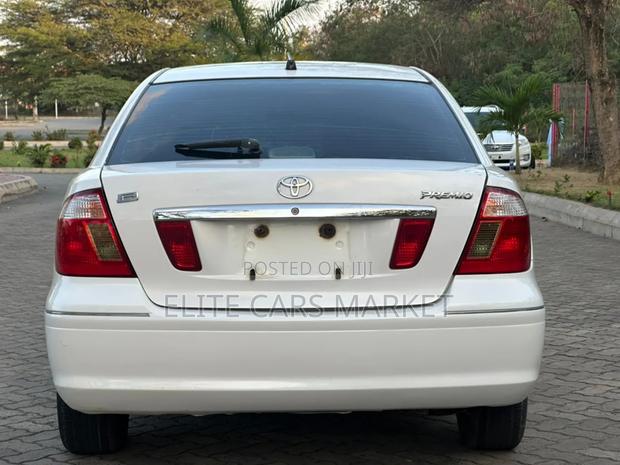 Toyota Premio 2004 White