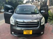 Toyota Noah 2007 Gray for sale