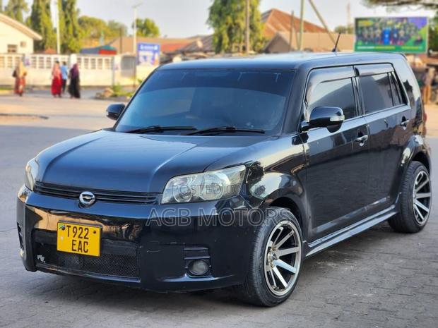 Toyota Corolla Rumion 2009 Black