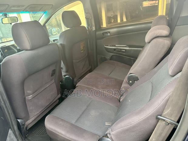 Toyota Corolla Rumion 2009 Black