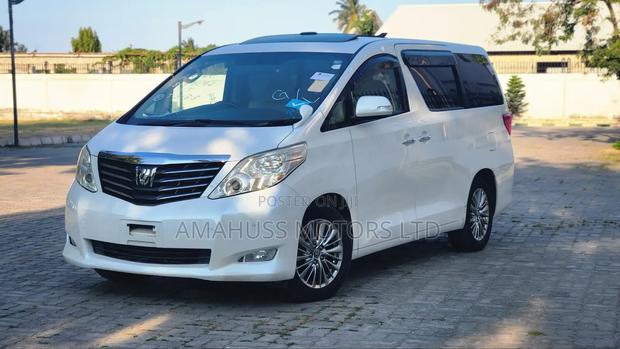 Toyota Alphard 2010 White