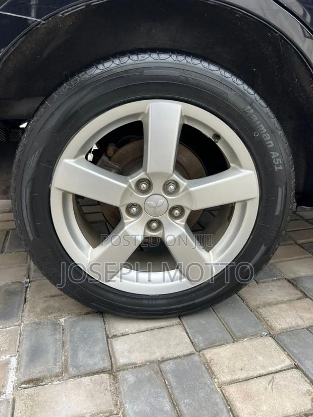 Mitsubishi Outlander 2.4 Automatic 2008 Black