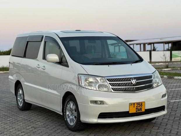 Toyota Alphard 2004 White