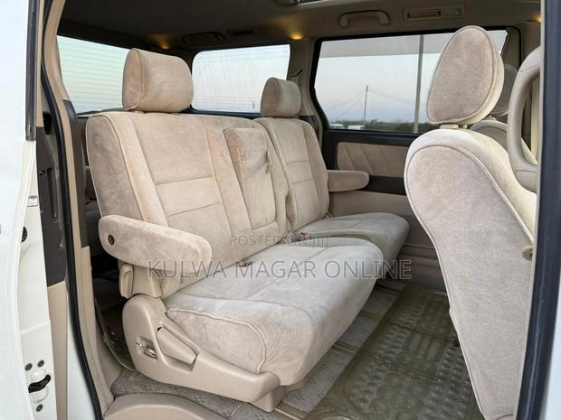 Toyota Alphard 2004 White