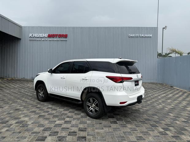 Toyota Fortuner 2.8 D AWD 2020 White