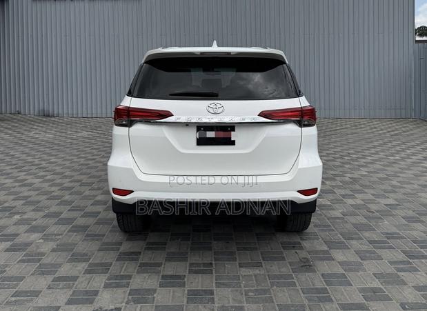 Toyota Fortuner 2.8 D AWD 2023 White