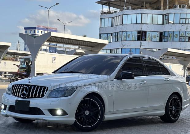 Mercedes-Benz C-Class 2008 White