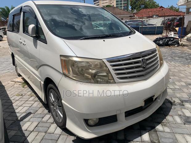 Toyota Alphard 2.4 Petrol AWD 2007 White