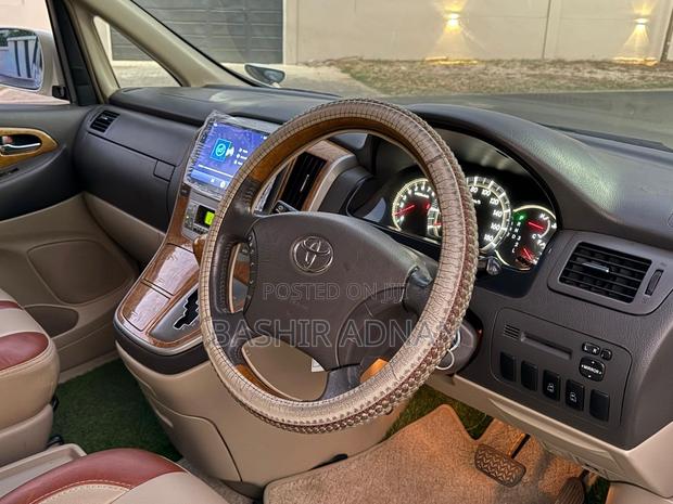 Toyota Alphard 2006 Pearl