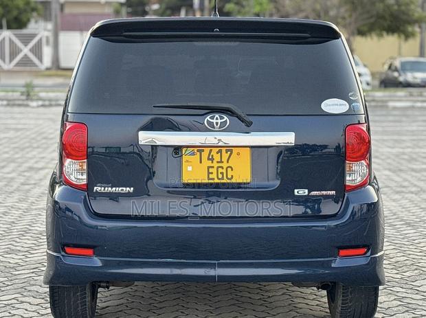 Toyota Corolla Rumion 2008 Blue