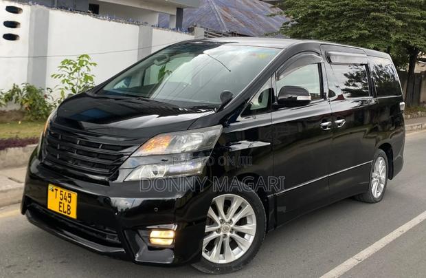 Toyota Vellfire 2011 Black