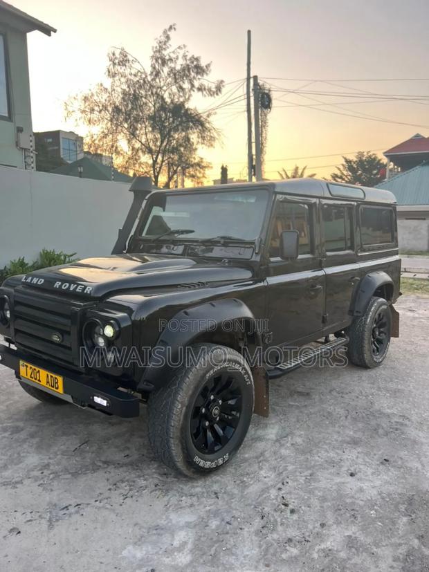 Land Rover Defender 1997 Black