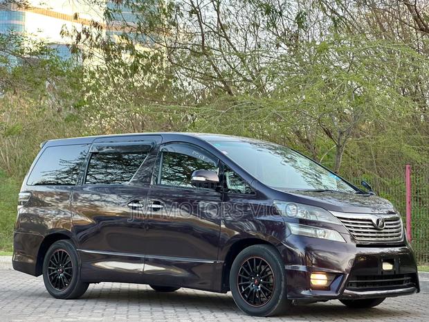 Toyota Vellfire 2010 Burgundy