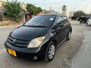 Toyota IST 2004 Black for sale