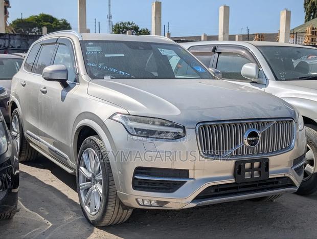 Volvo XC90 2017 Silver