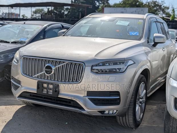 Volvo XC90 2017 Silver