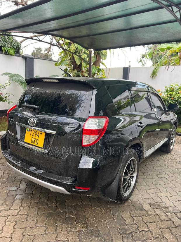Toyota Vanguard 2008 Black