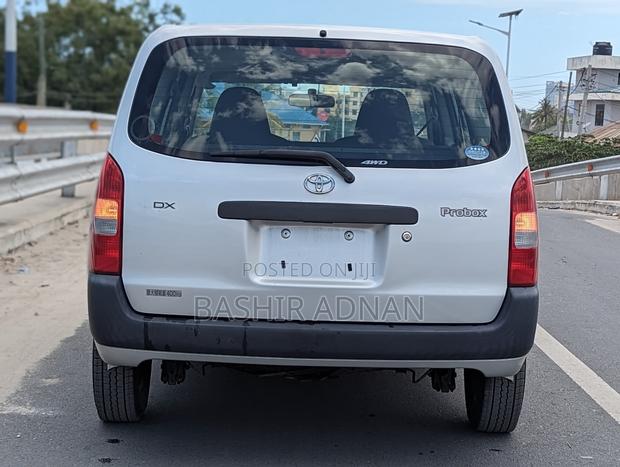 Toyota Probox 1.5 DX 4WD 2007 Silver