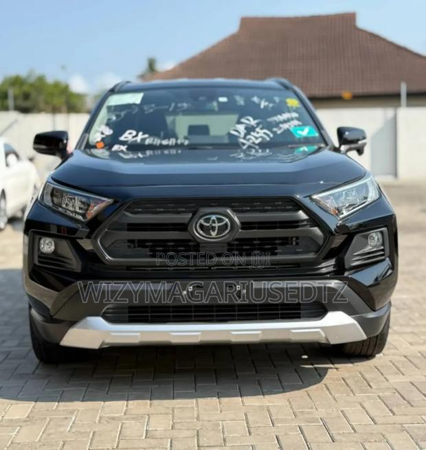 Toyota RAV4 2019 Purple
