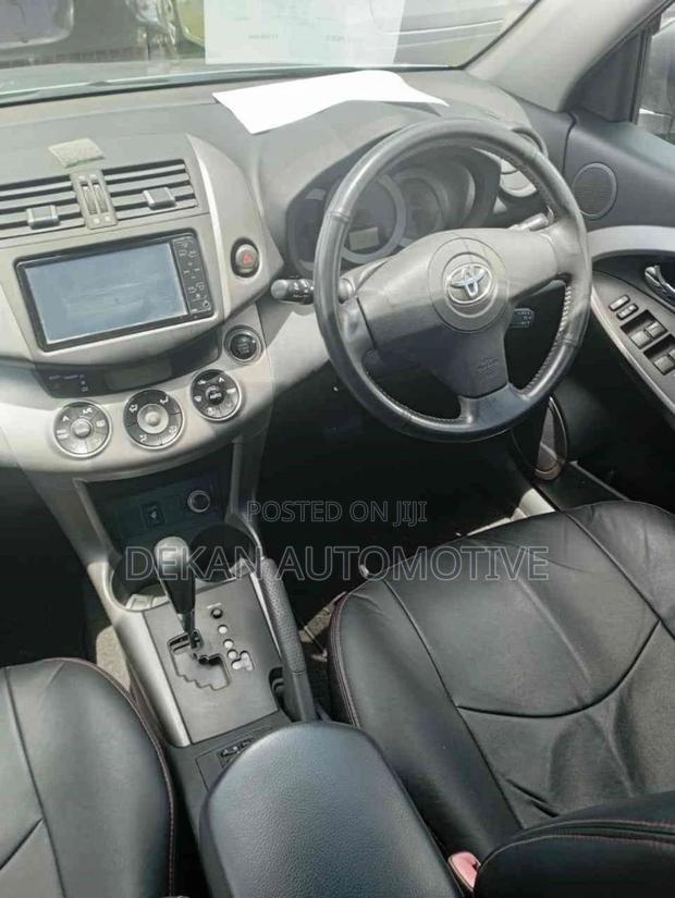 Toyota RAV4 Limited 2009 Gray