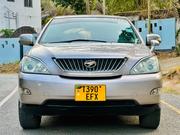 Toyota Harrier 2008 Gold for sale