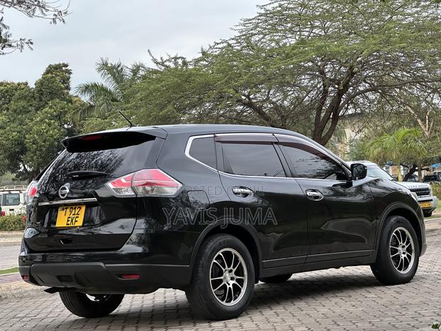 Nissan X-Trail 2014 Black