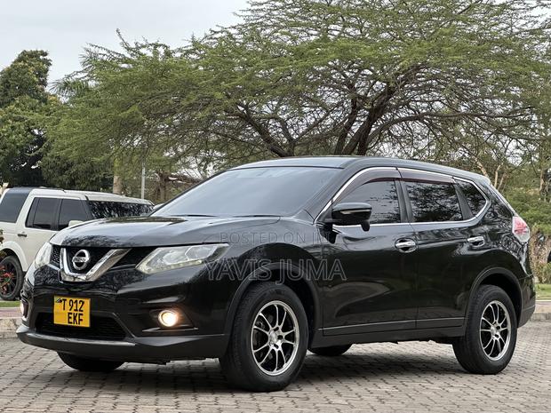 Nissan X-Trail 2014 Black