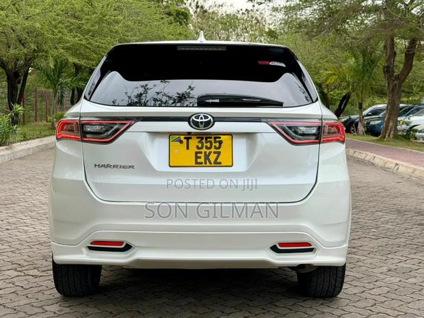 Toyota Harrier 2015 White