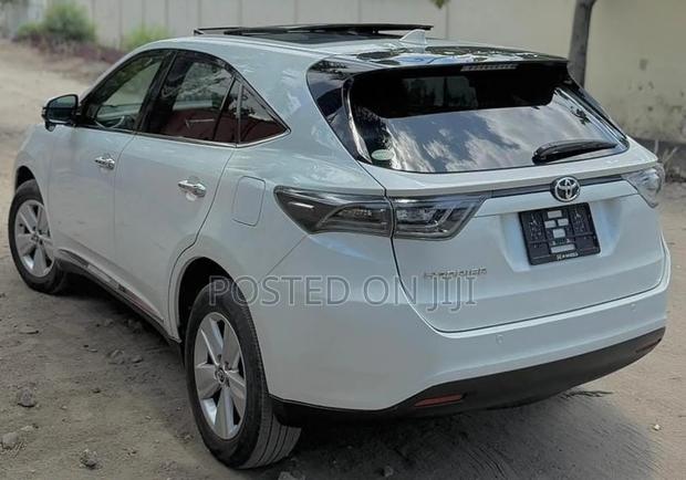Toyota Harrier 2015 White