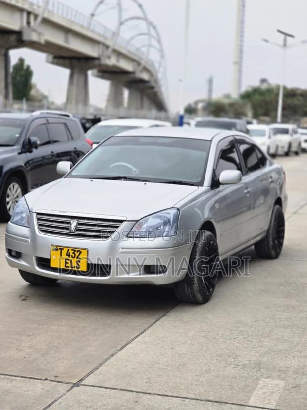 Toyota Premio 2005 Silver